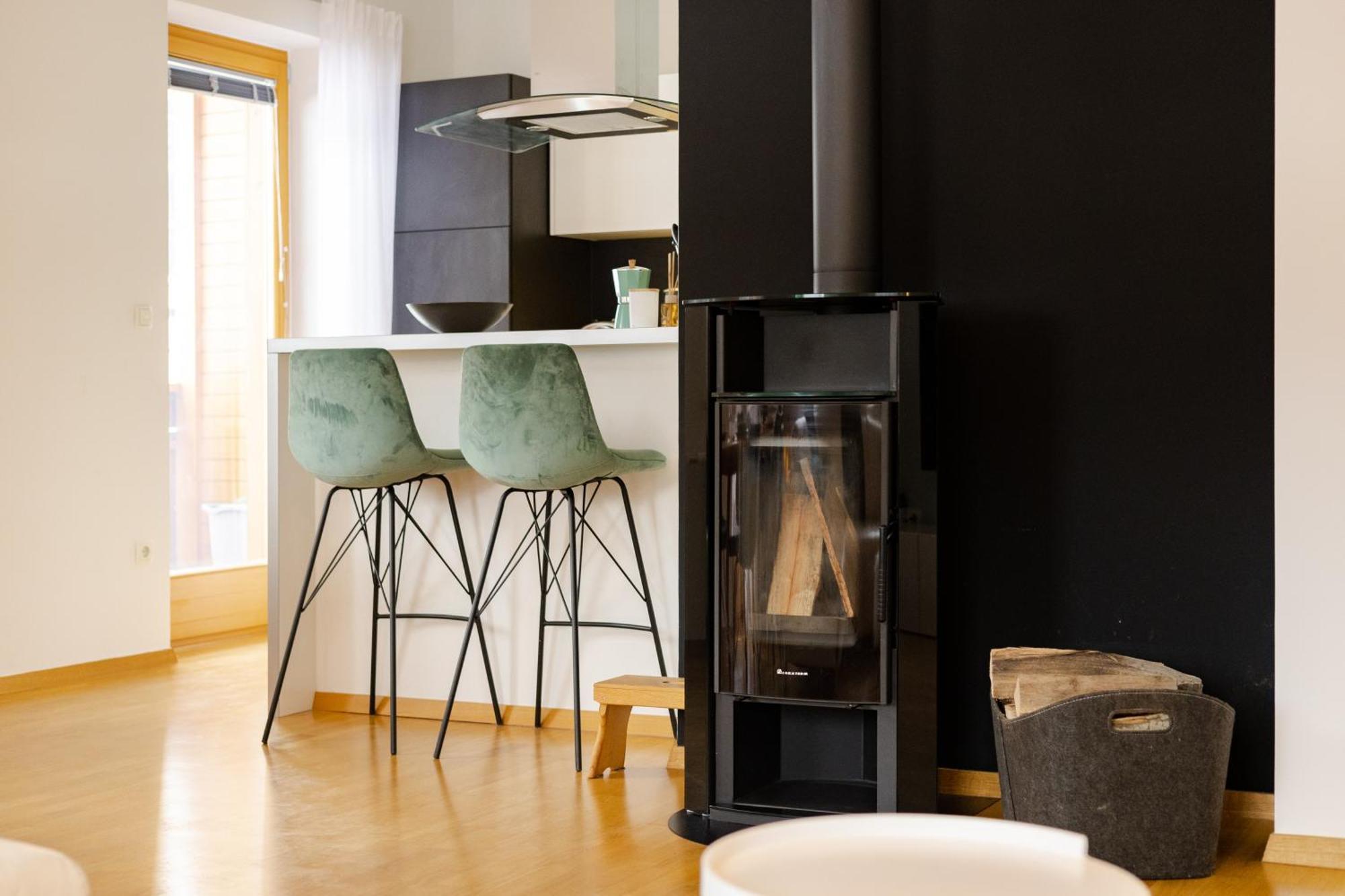 Waterfall Apartment - Cozy Mountain Retreat Kranjska Gora Luaran gambar