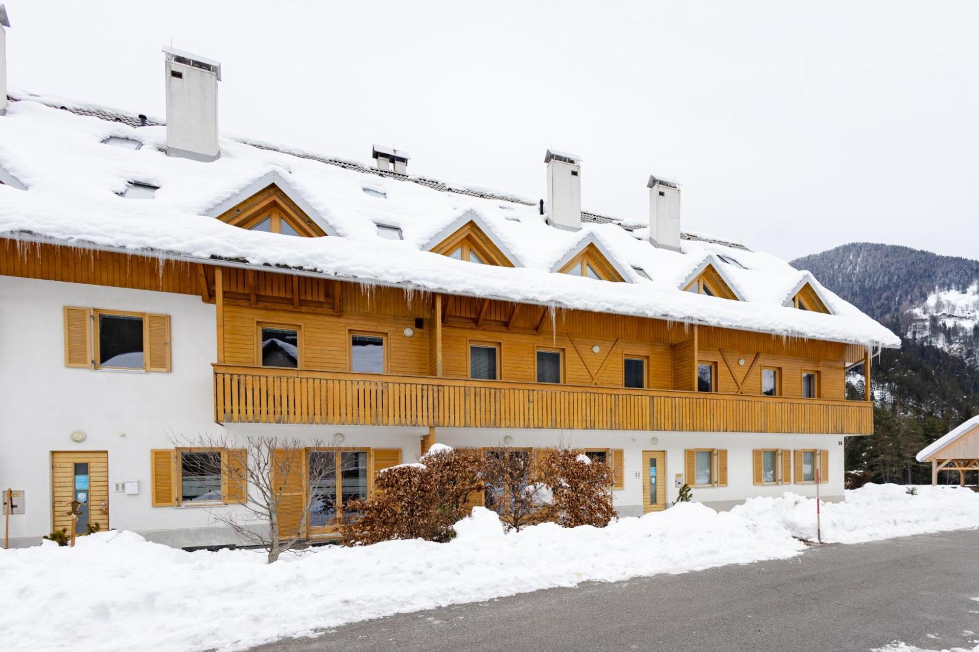 Waterfall Apartment - Cozy Mountain Retreat Kranjska Gora Luaran gambar