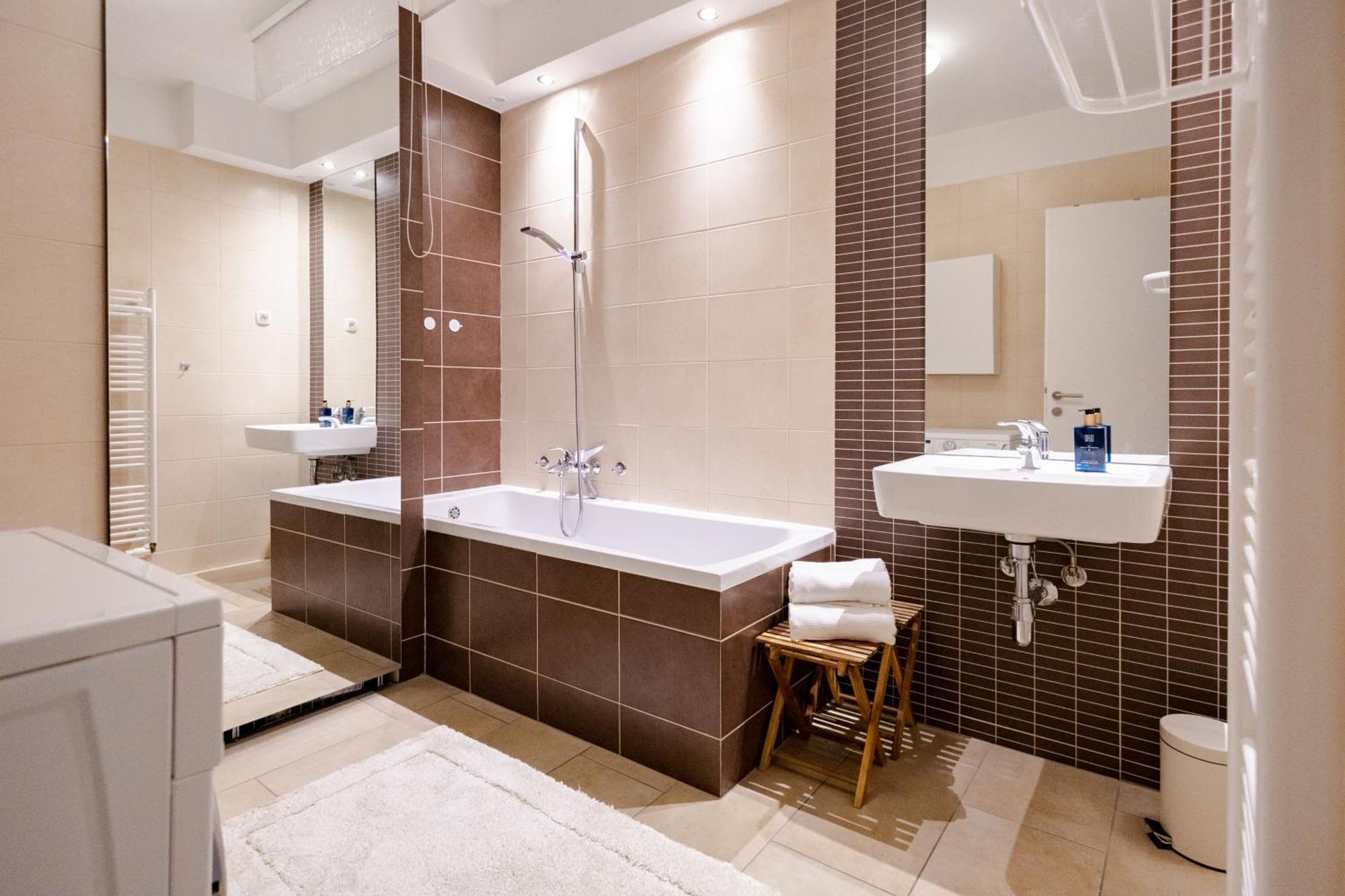 Waterfall Apartment - Cozy Mountain Retreat Kranjska Gora Luaran gambar
